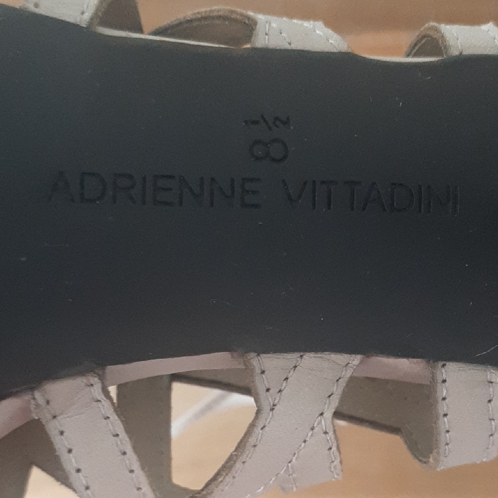 NWOT Adrienne Vittadini LEATHER Cream Strappy Heels - Picture 2 of 5